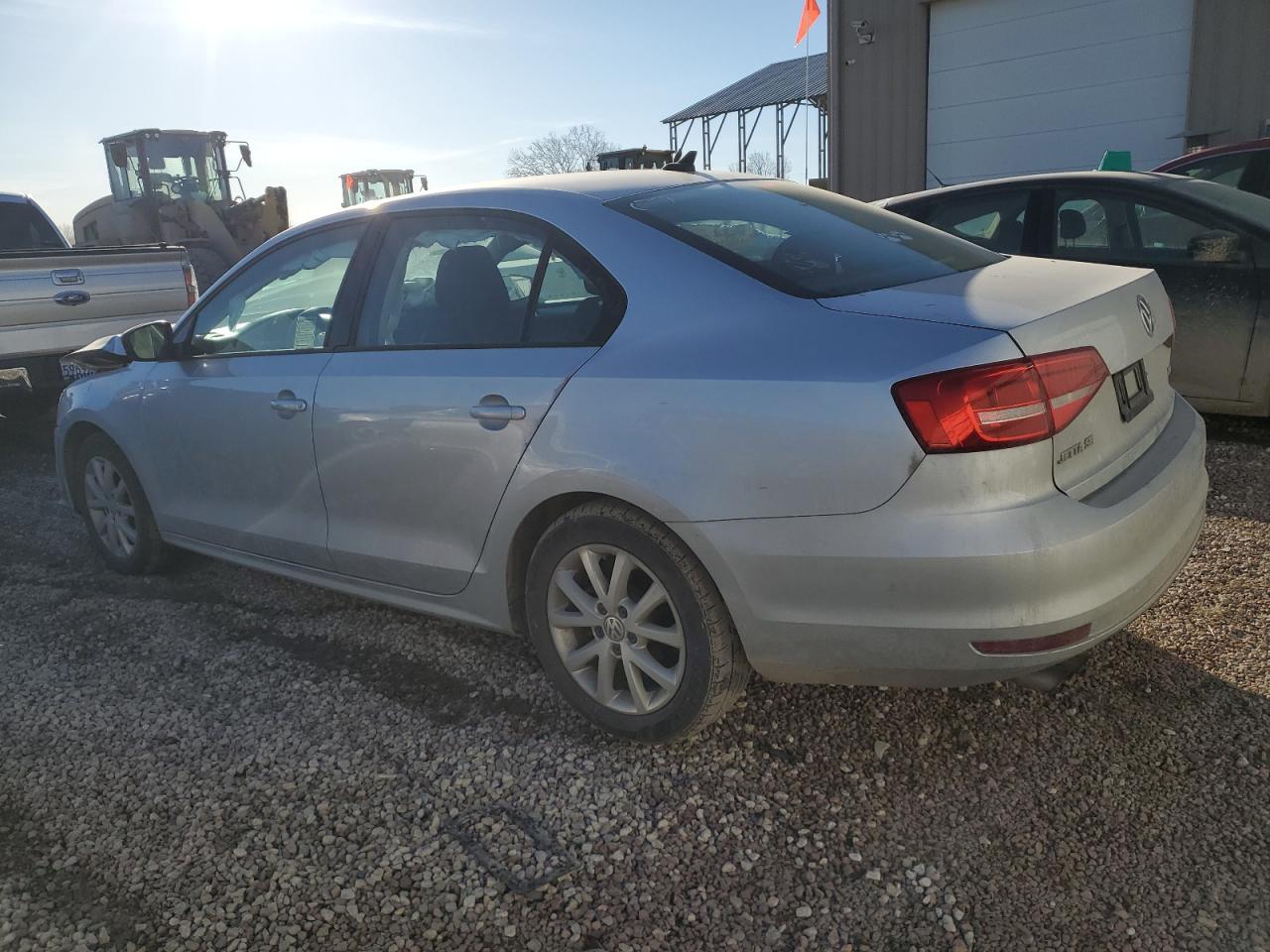 2015 Volkswagen Jetta - Image 2
