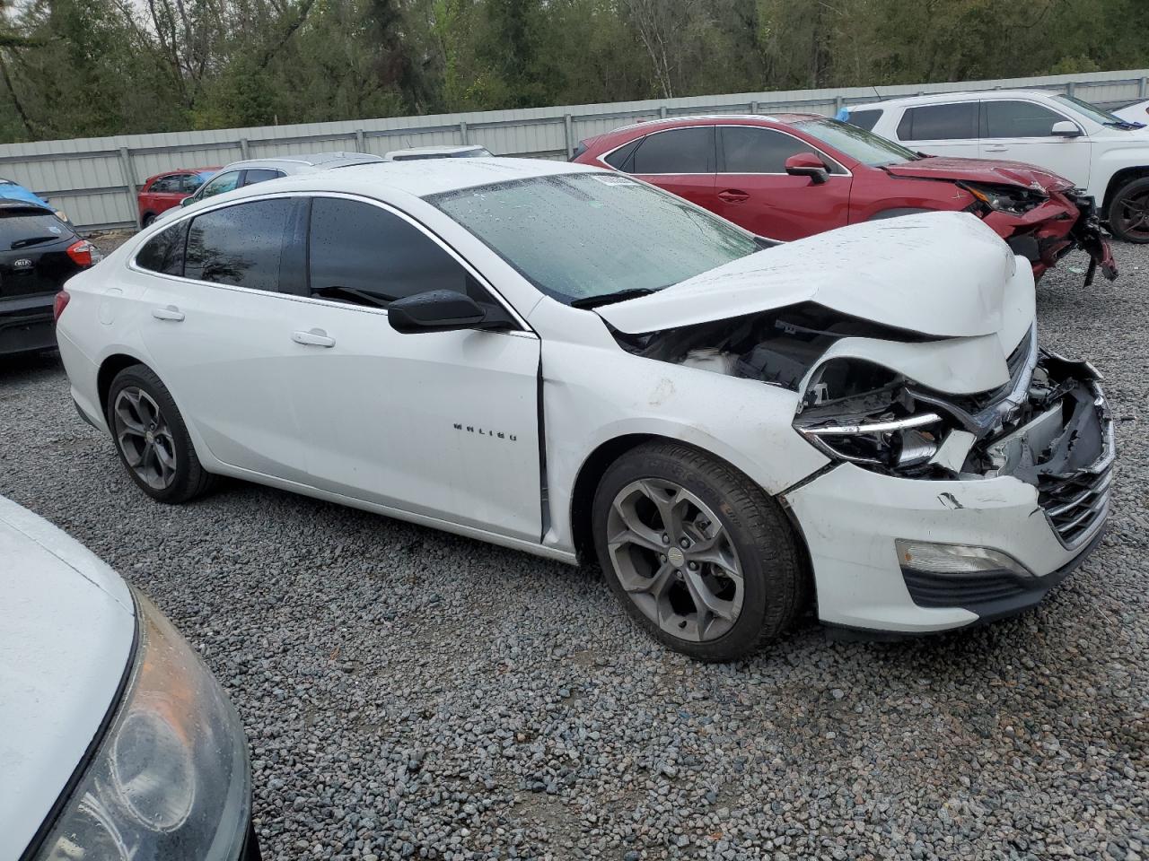 2020 Chevrolet Malibu - Image 4