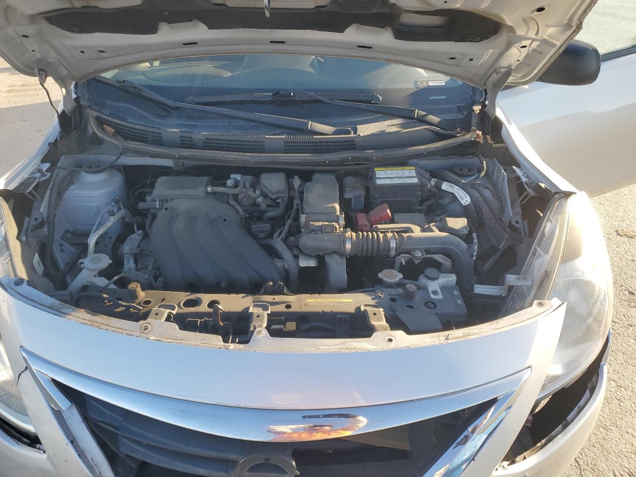 2015 Nissan Versa - Image 11