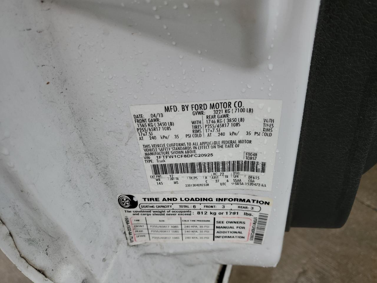 2013 Ford F-150 - Image 12