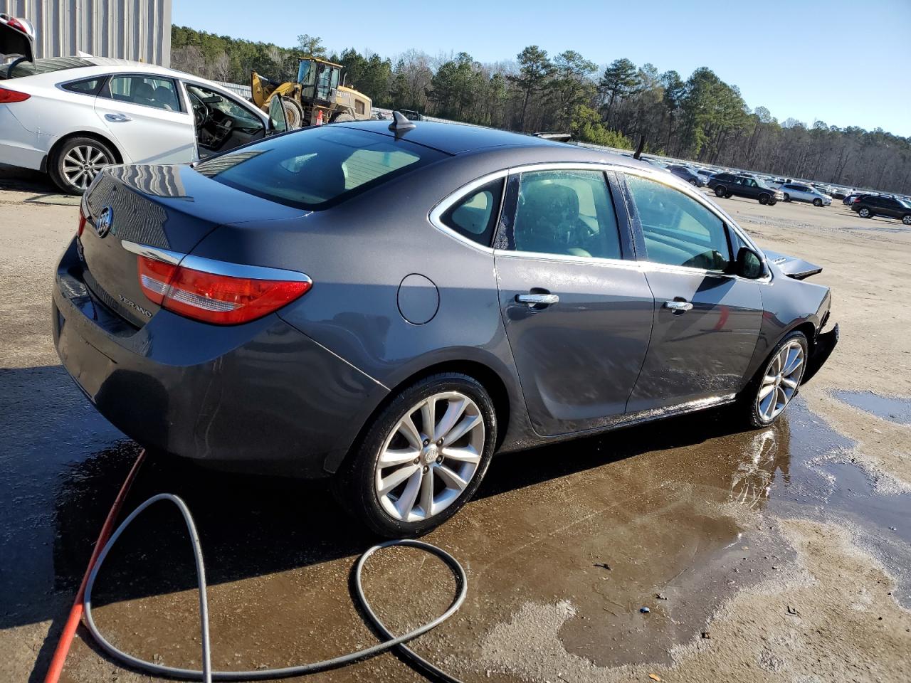 2012 Buick Verano - Image 3