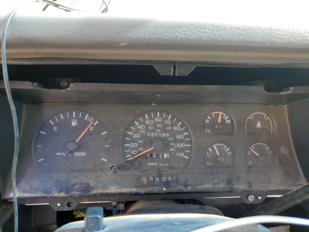 1996 Dodge Dakota - Image 9