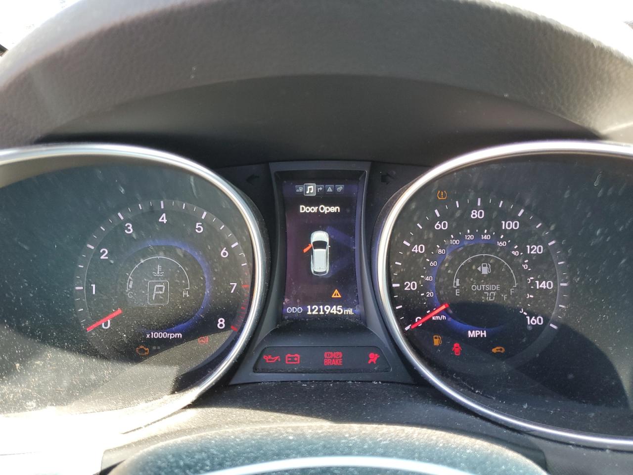2014 Hyundai Santa Fe - Image 9