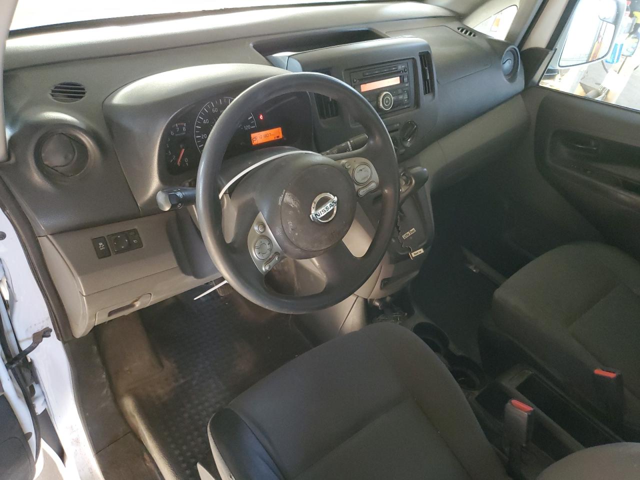 3N6CM0KN7HK709049 NISSAN NV 2017