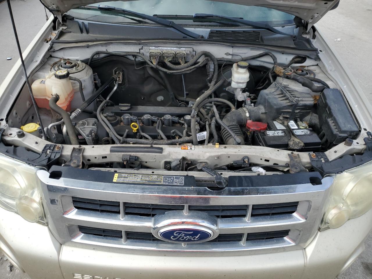 2012 Ford Escape - Image 12