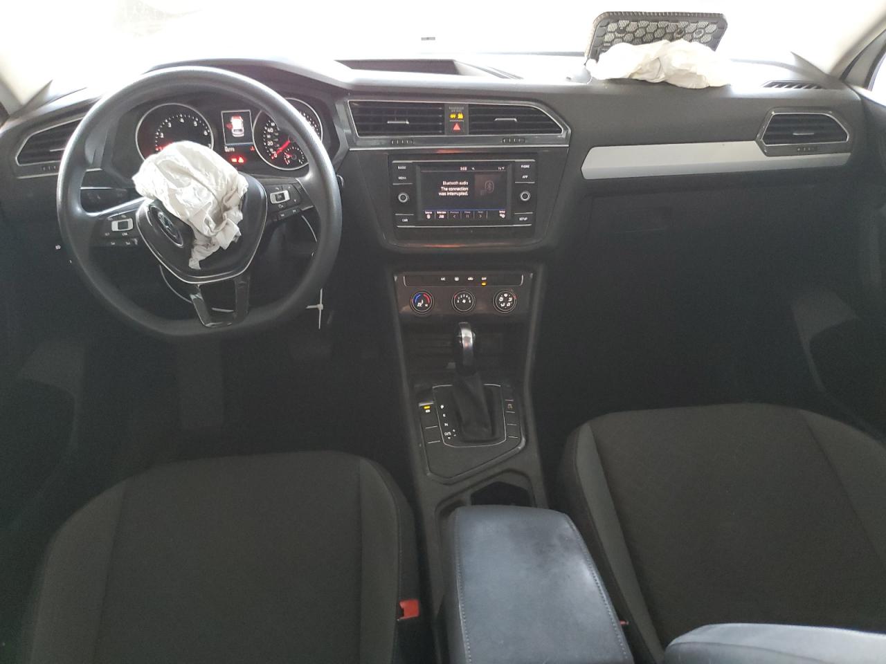 2018 Volkswagen Tiguan - Image 8