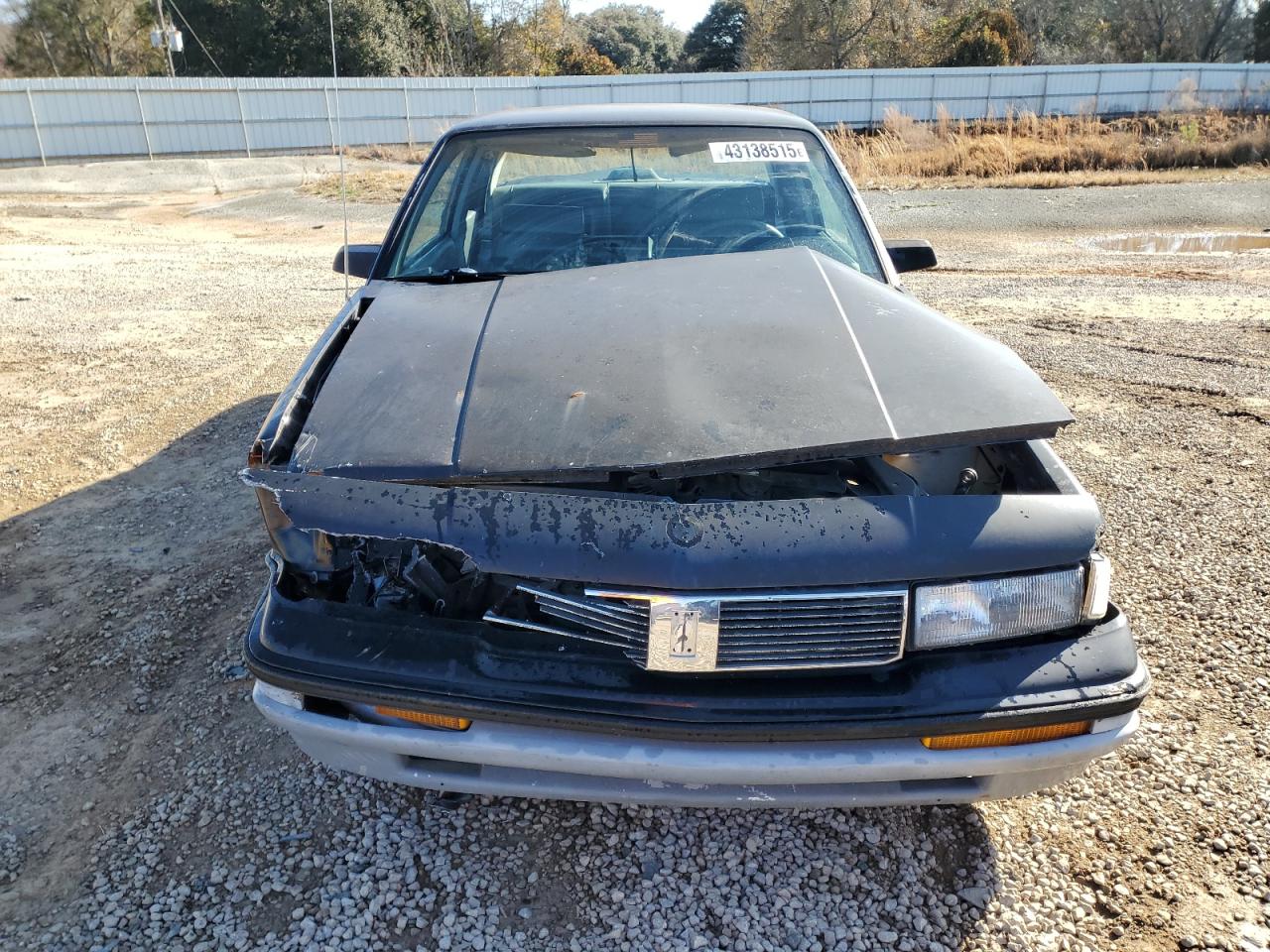 1987 Oldsmobile Cutlass - Image 5