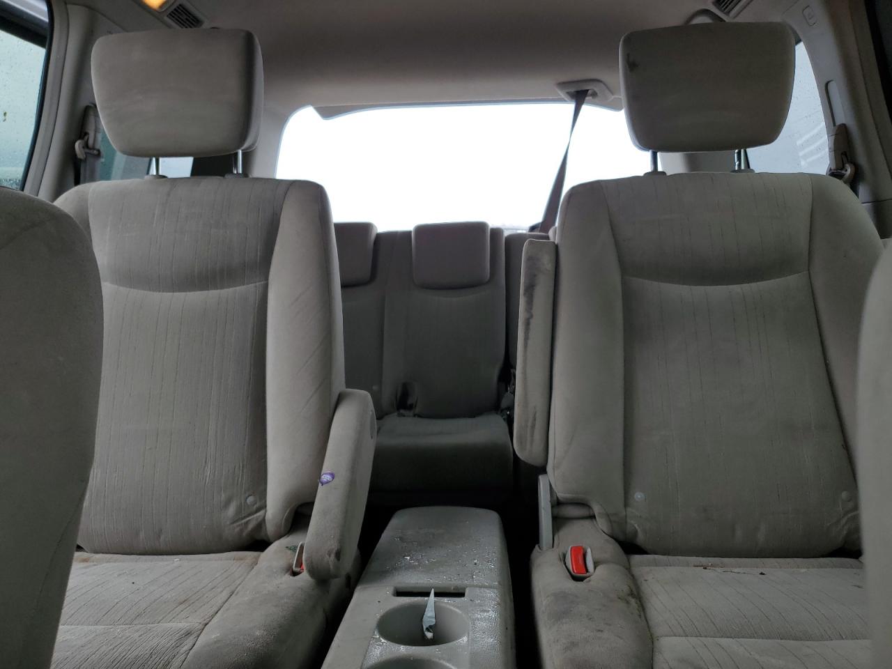 2016 Nissan Quest - Image 10