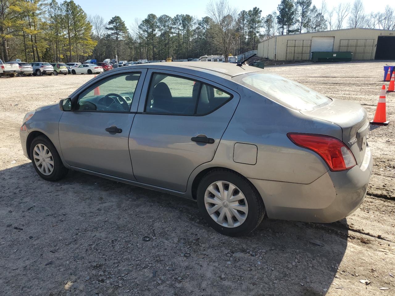 2014 Nissan Versa - Image 2