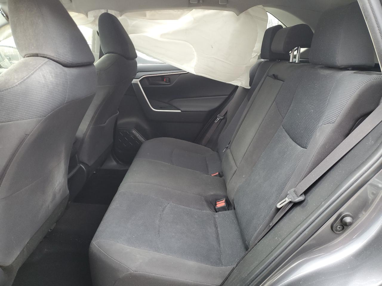 2019 Toyota RAV 4 - Image 11