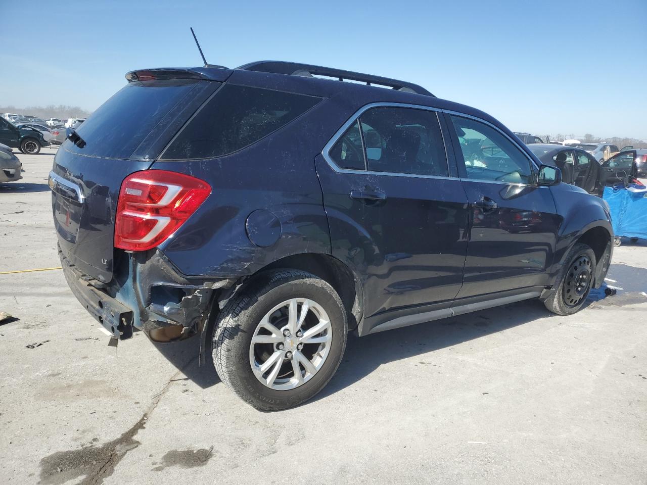 2017 Chevrolet Equinox - Image 3