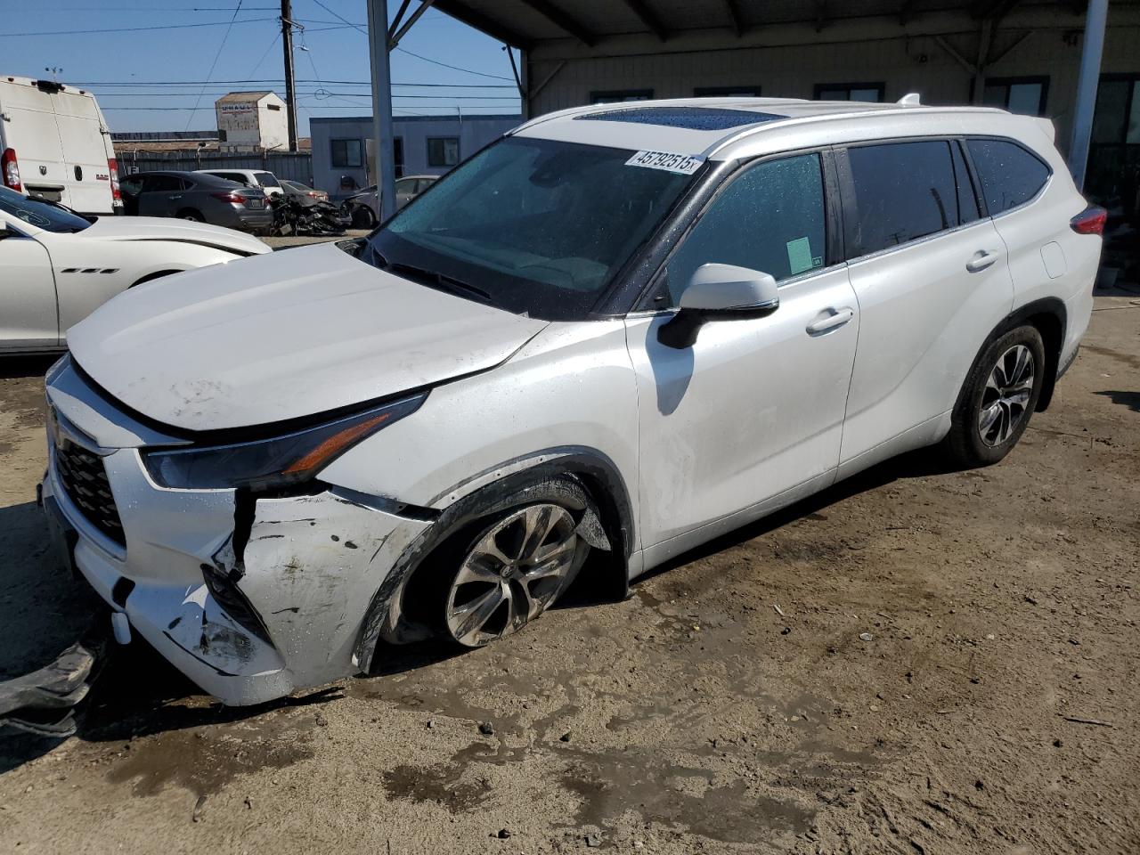 2024 Toyota Highlander Le de vânzare în Los Angeles, CA - Front End