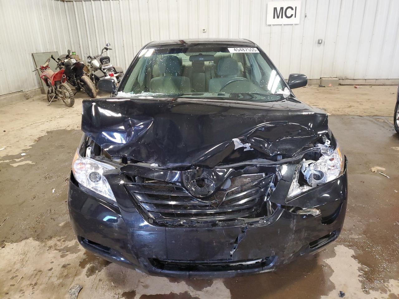 2009 Toyota Camry - Image 5