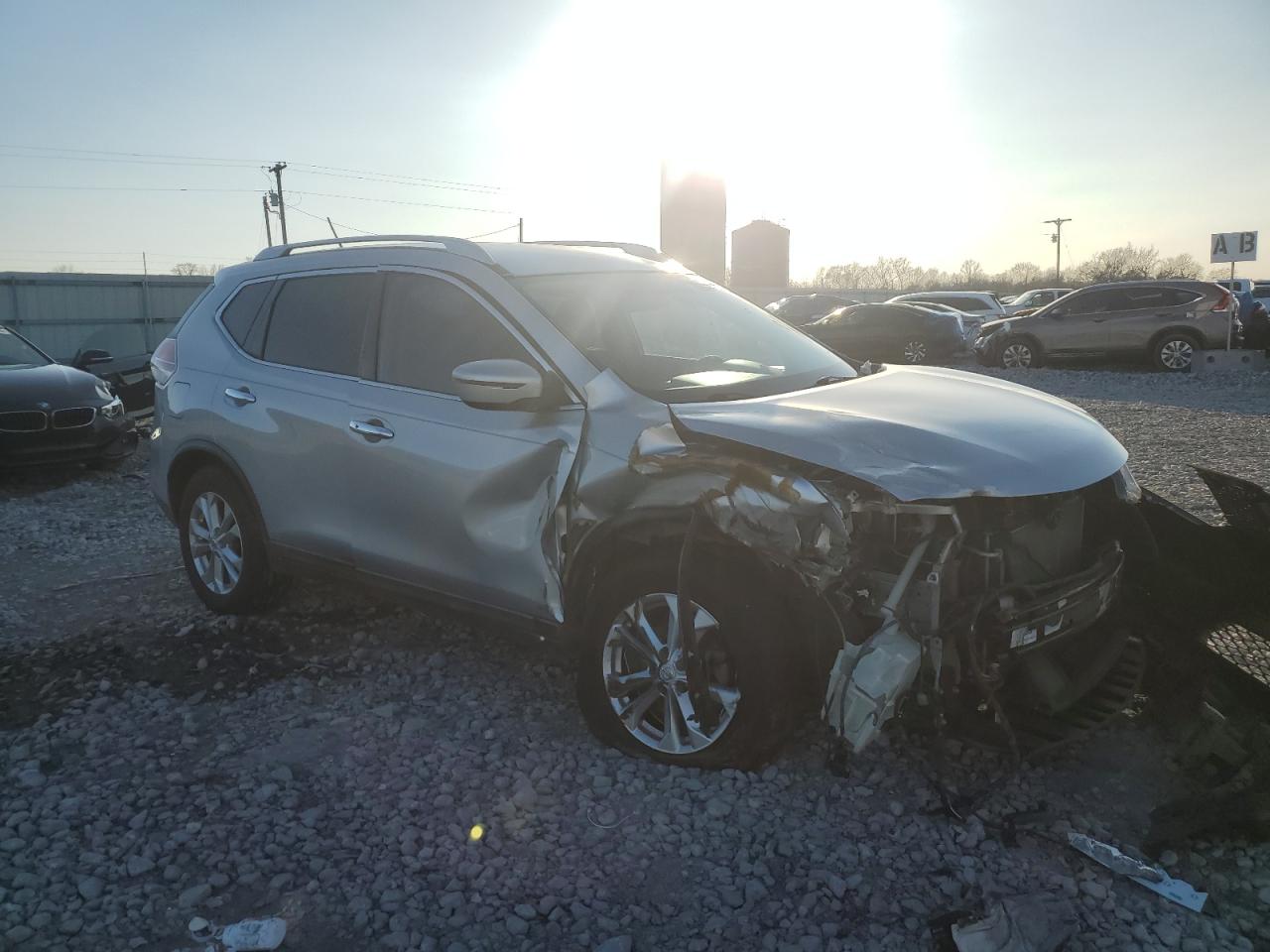 KNMAT2MT8GP674488 NISSAN ROGUE 2016