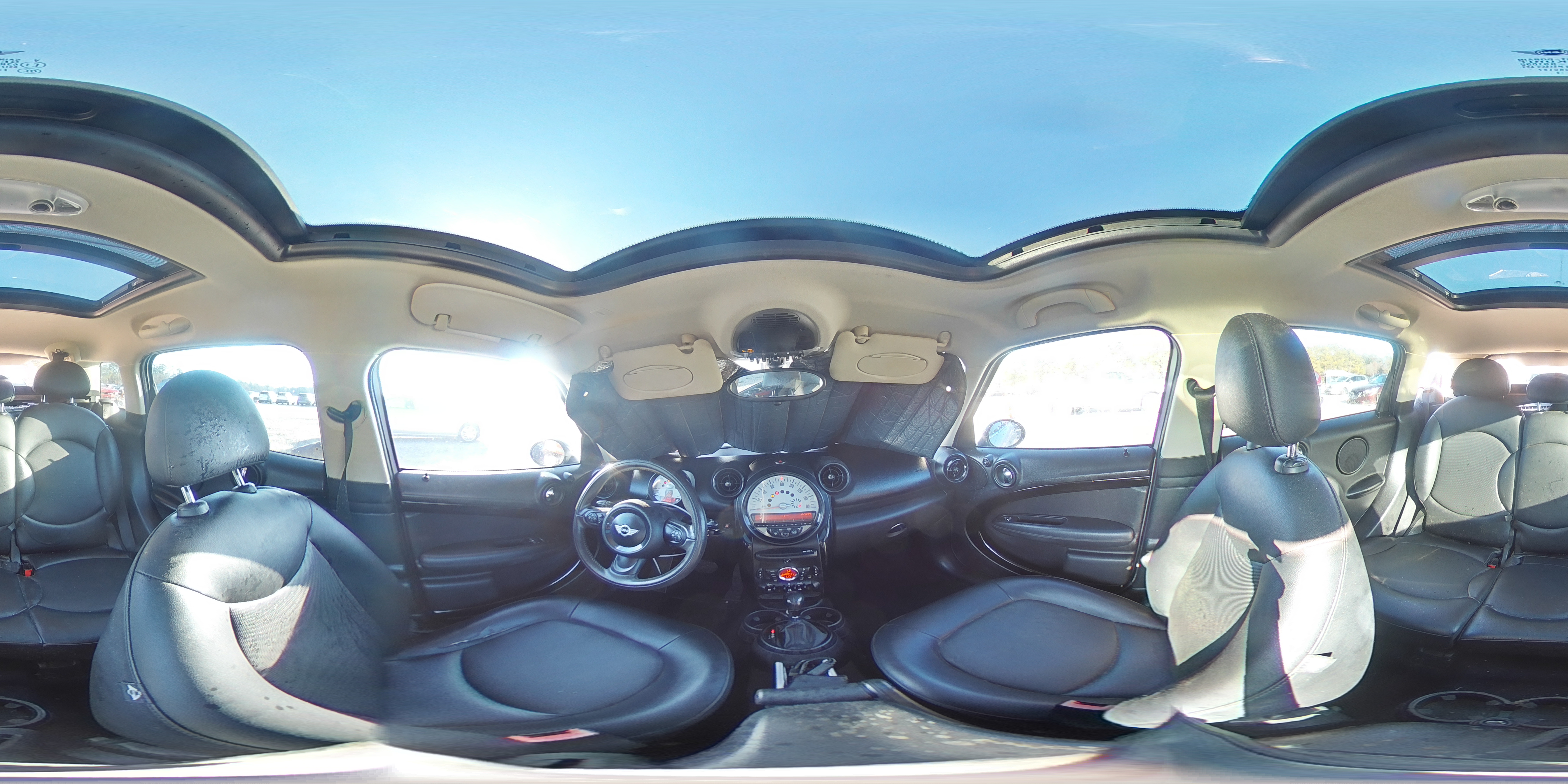 2014 MINI Cooper - Image 16