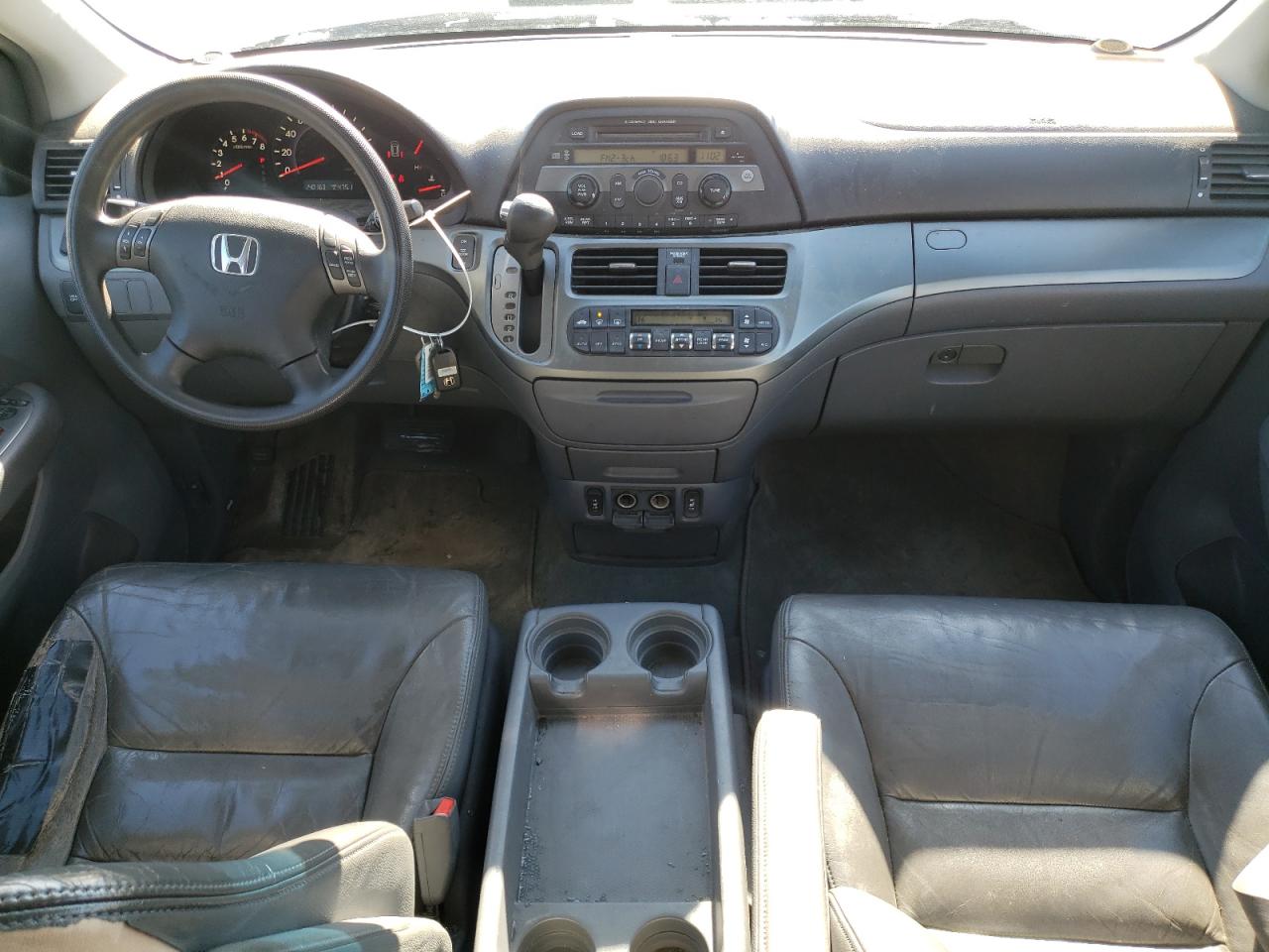 2005 Honda Odyssey - Image 8