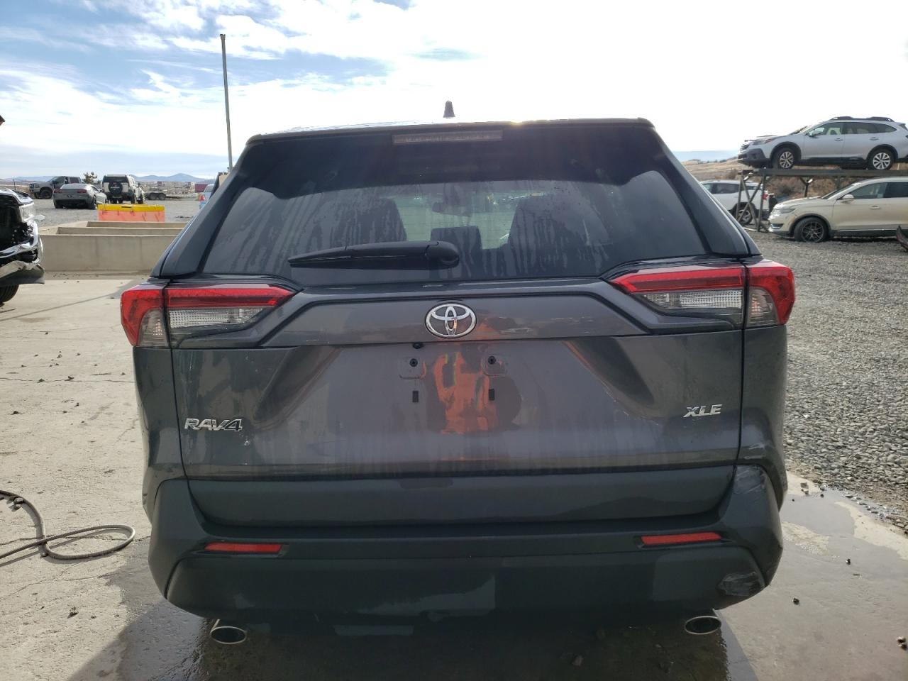 2024 Toyota RAV 4 - Image 6