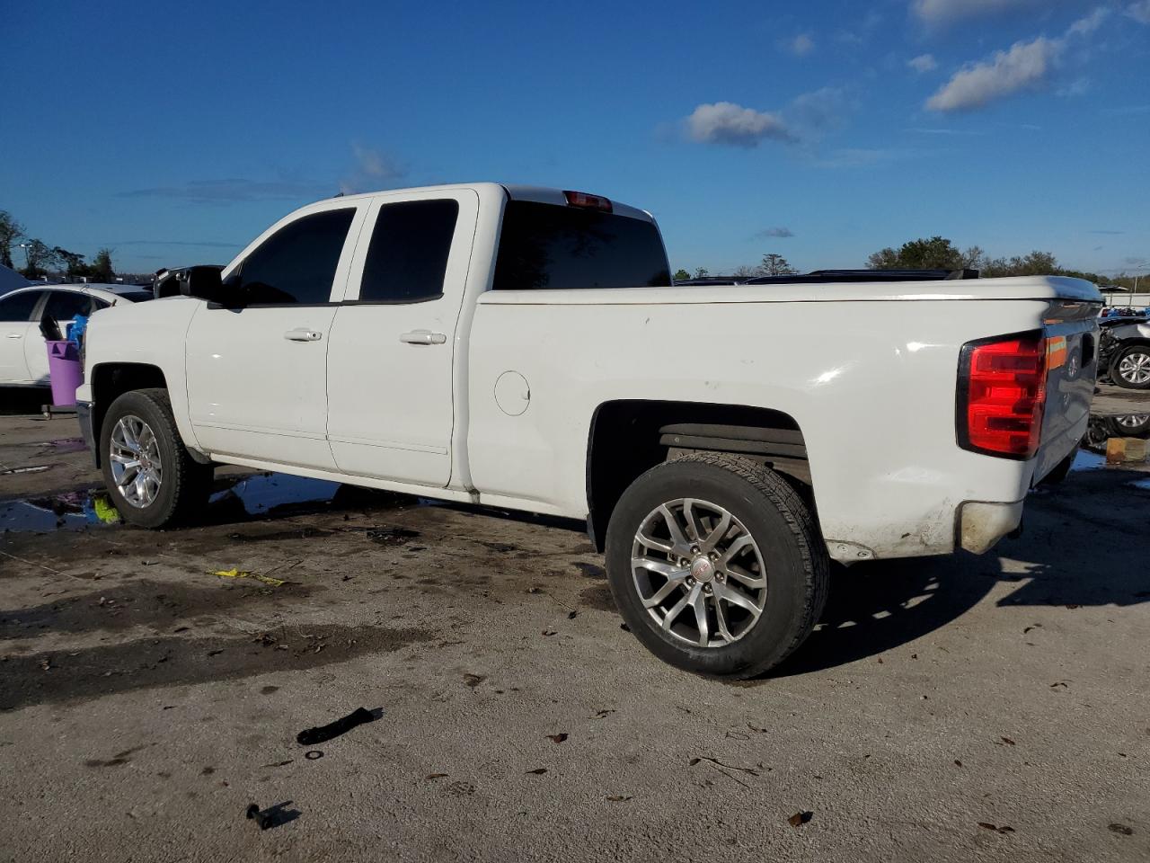 2015 Chevrolet Silverado - Image 2