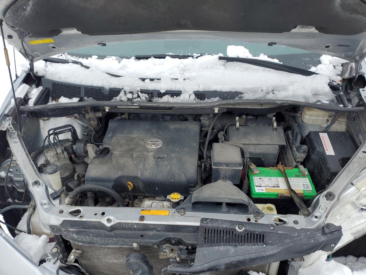 2011 Toyota Sienna - Image 12