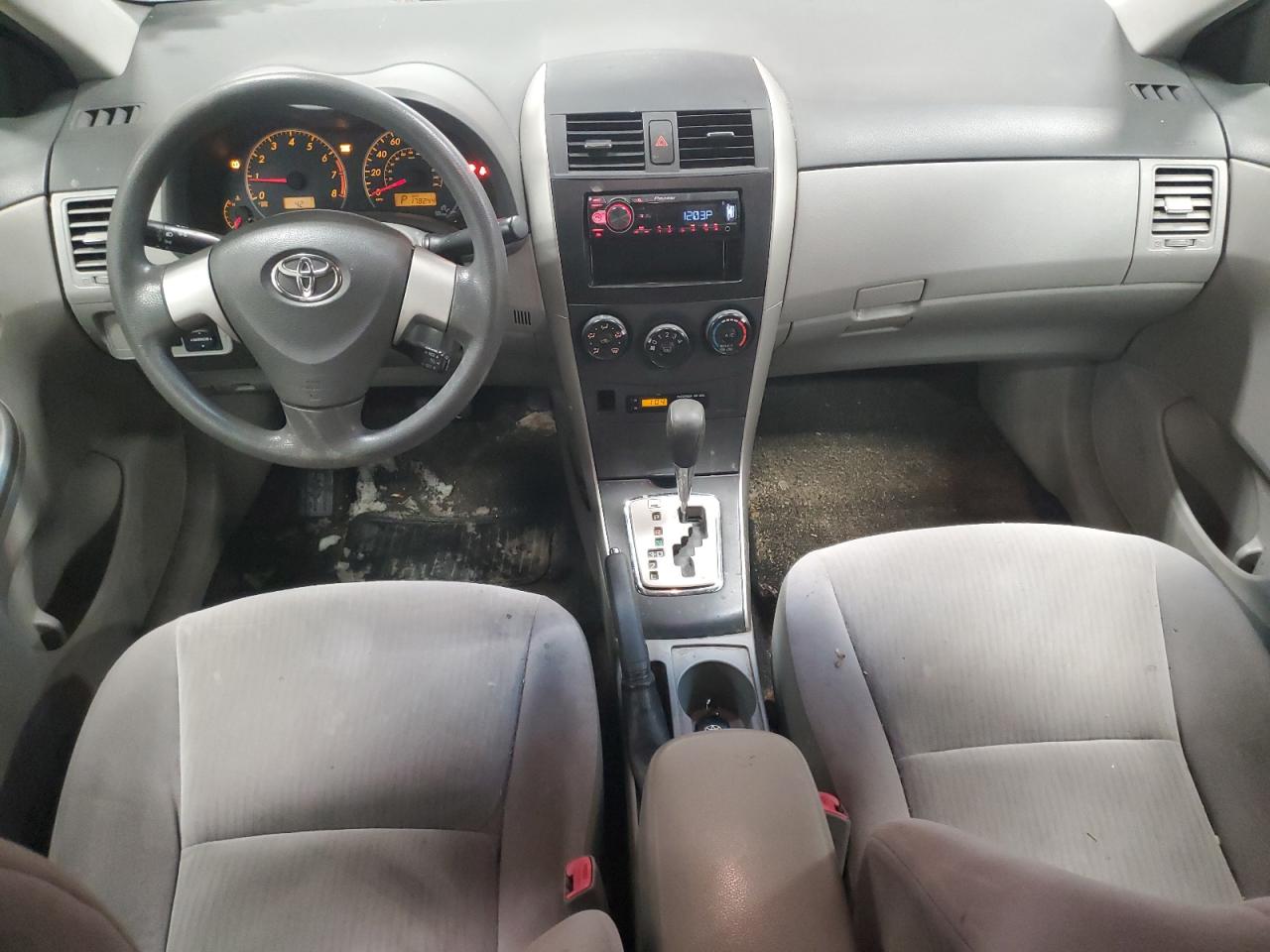2010 Toyota Corolla - Image 8