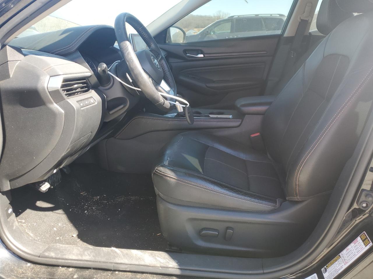 2019 Nissan Altima - Image 7