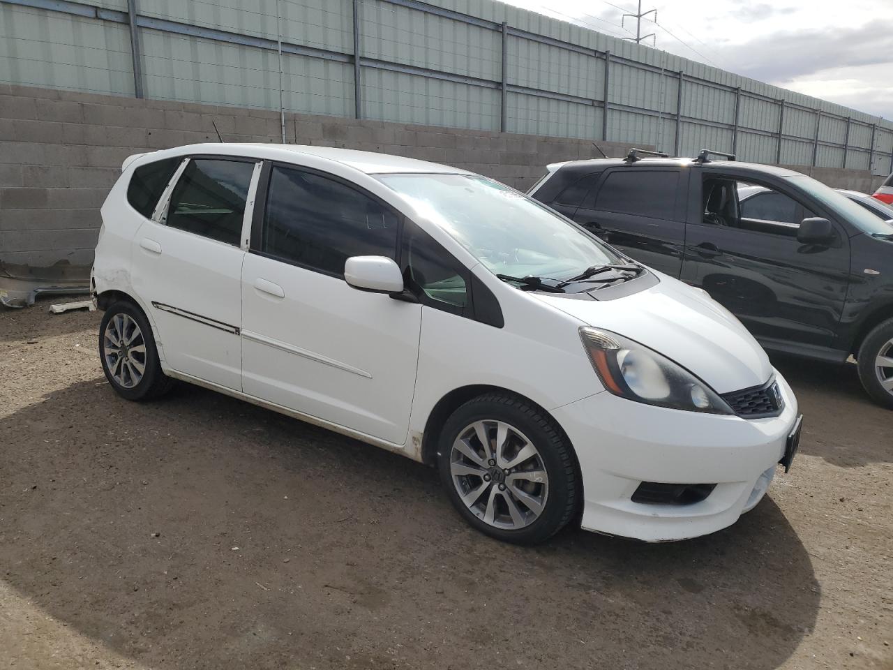 2013 Honda Fit - Image 4