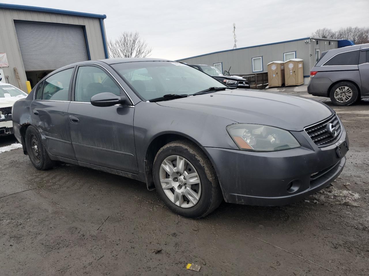 2005 Nissan Altima - Image 4