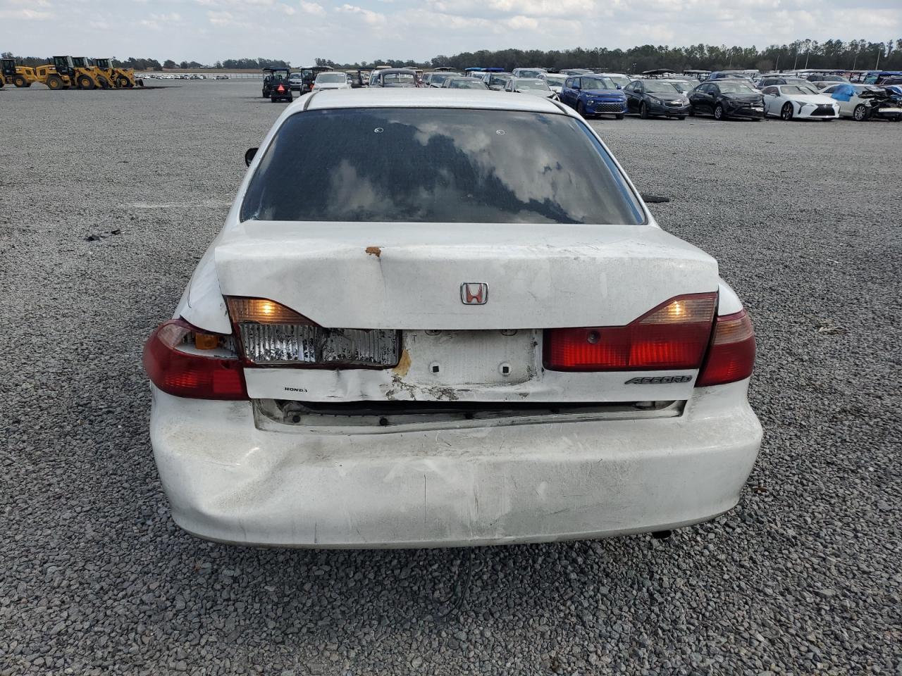 2000 Honda Accord - Image 6
