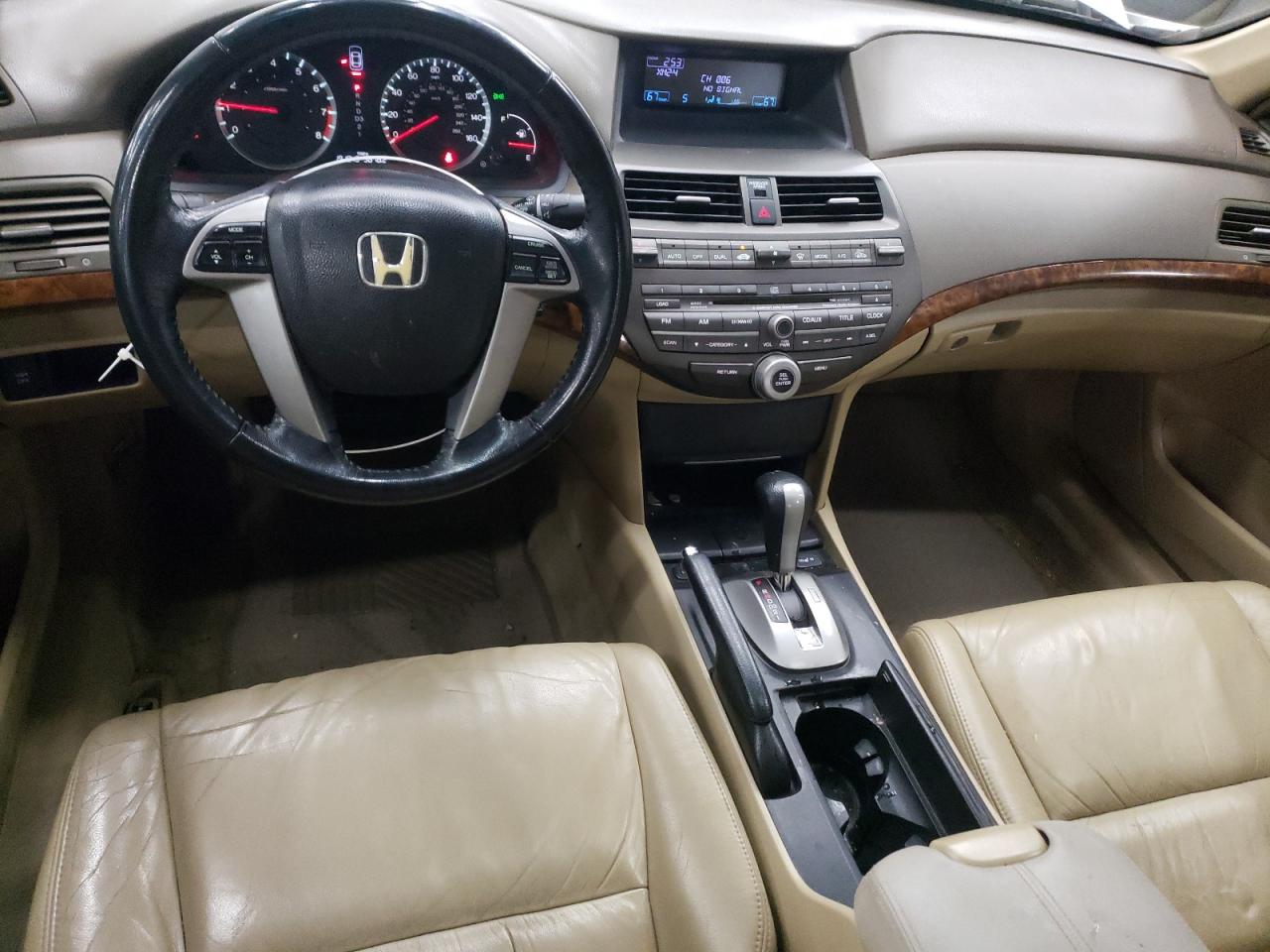 2009 Honda Accord - Image 8