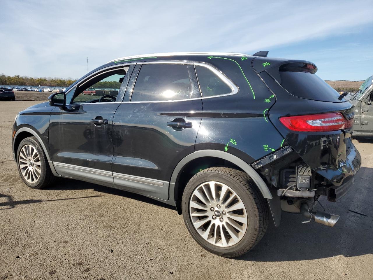 2017 Lincoln MKC - Image 2