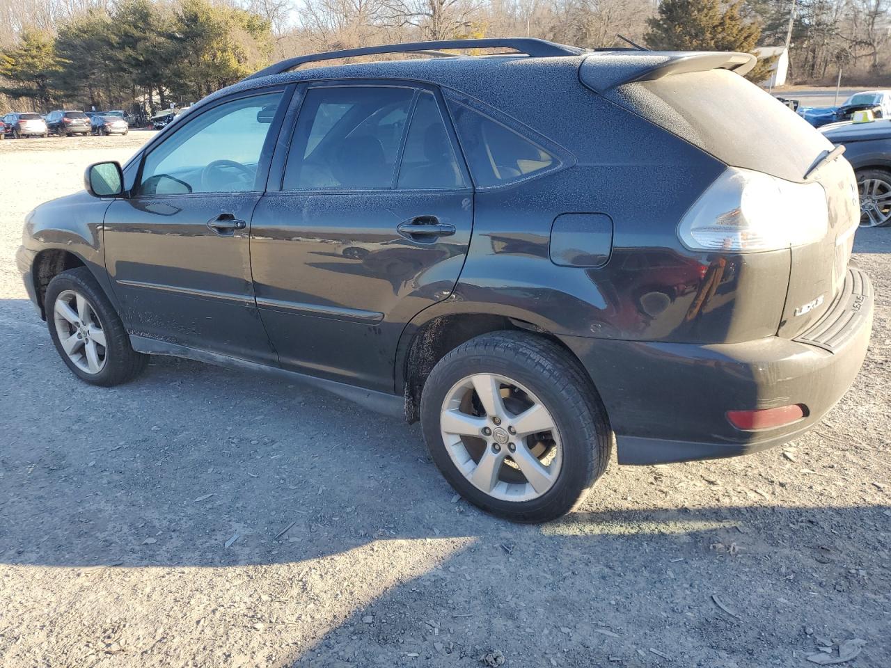 2004 Lexus RX - Image 2