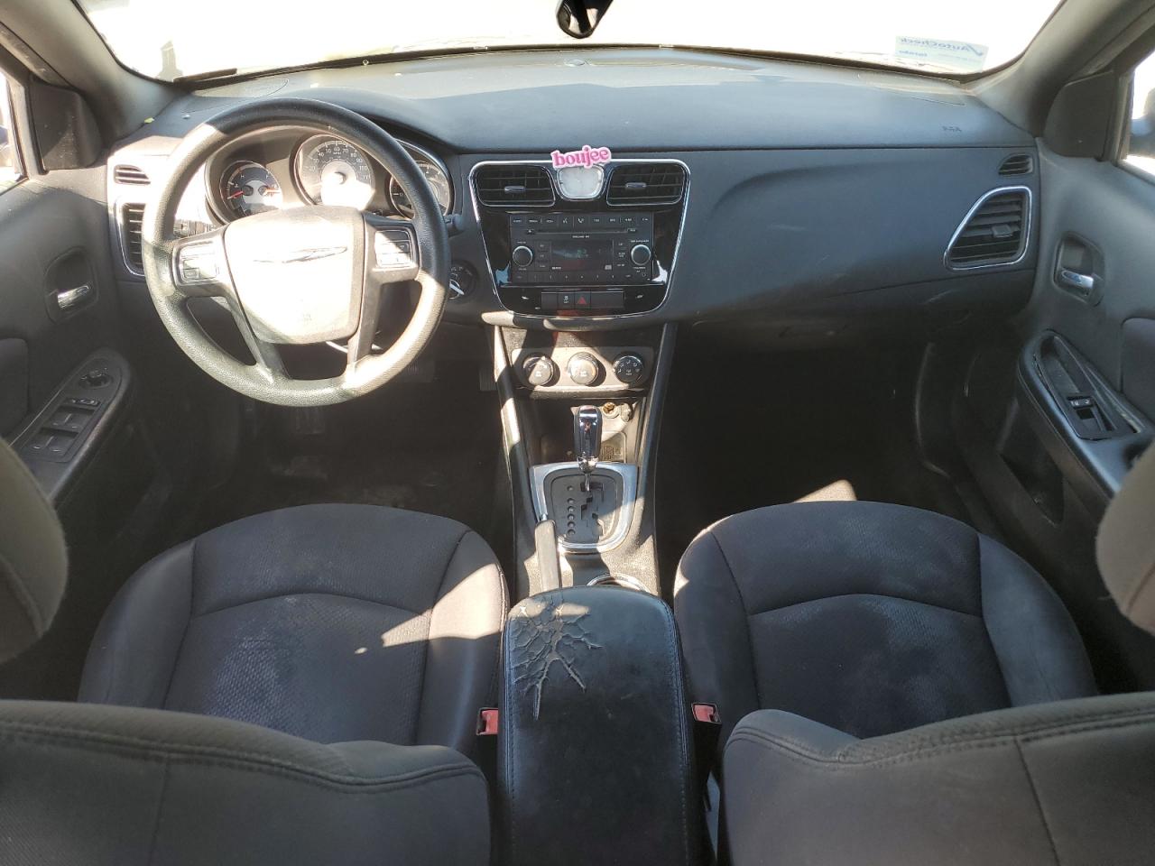 2013 Chrysler 200 - Image 8