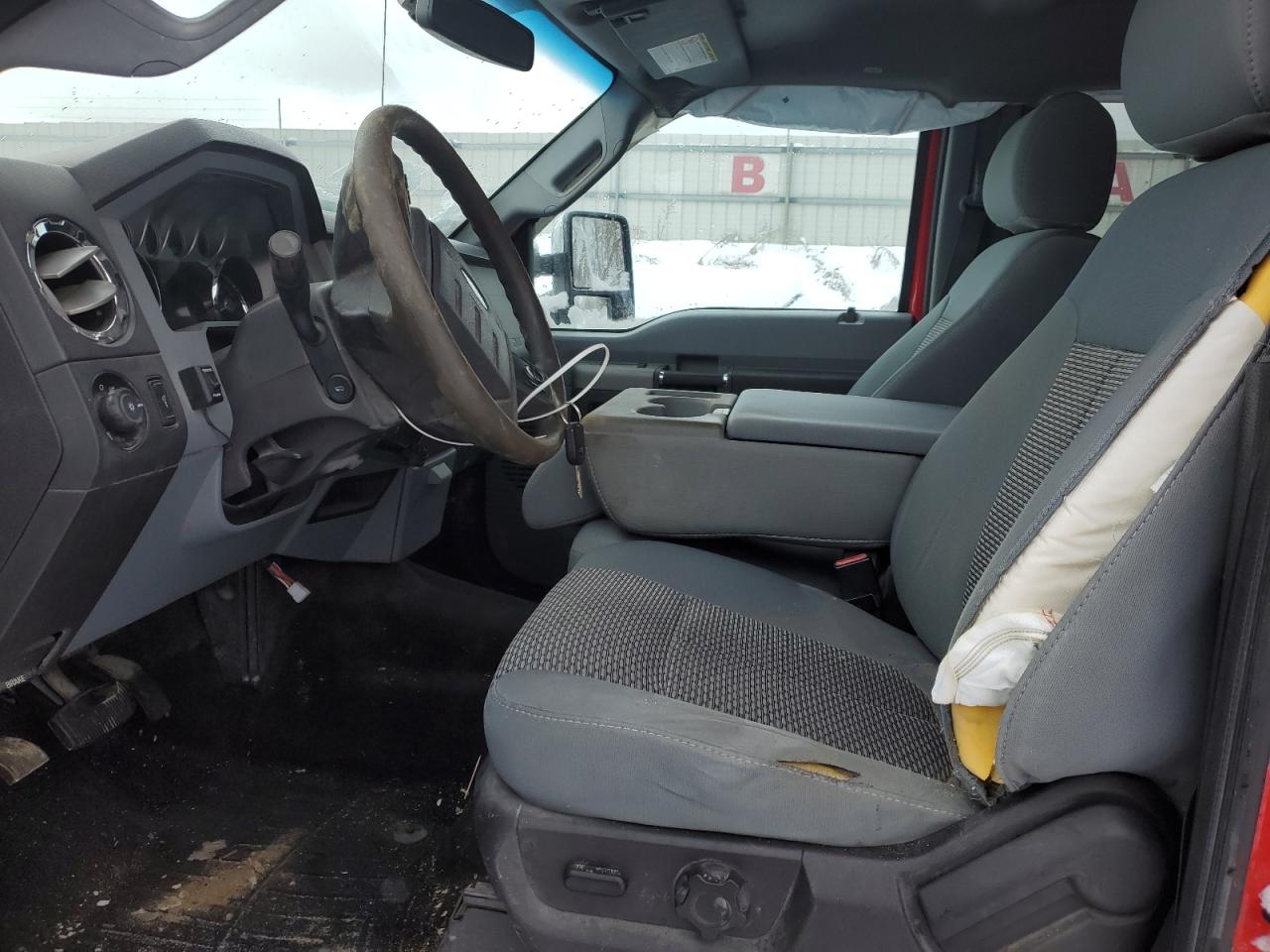 2012 Ford F250 - Image 7