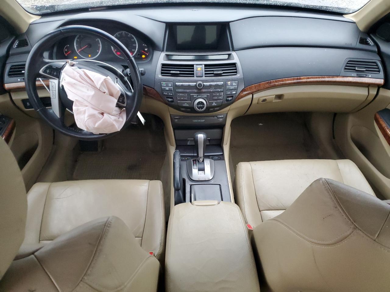 2012 Honda Accord - Image 8