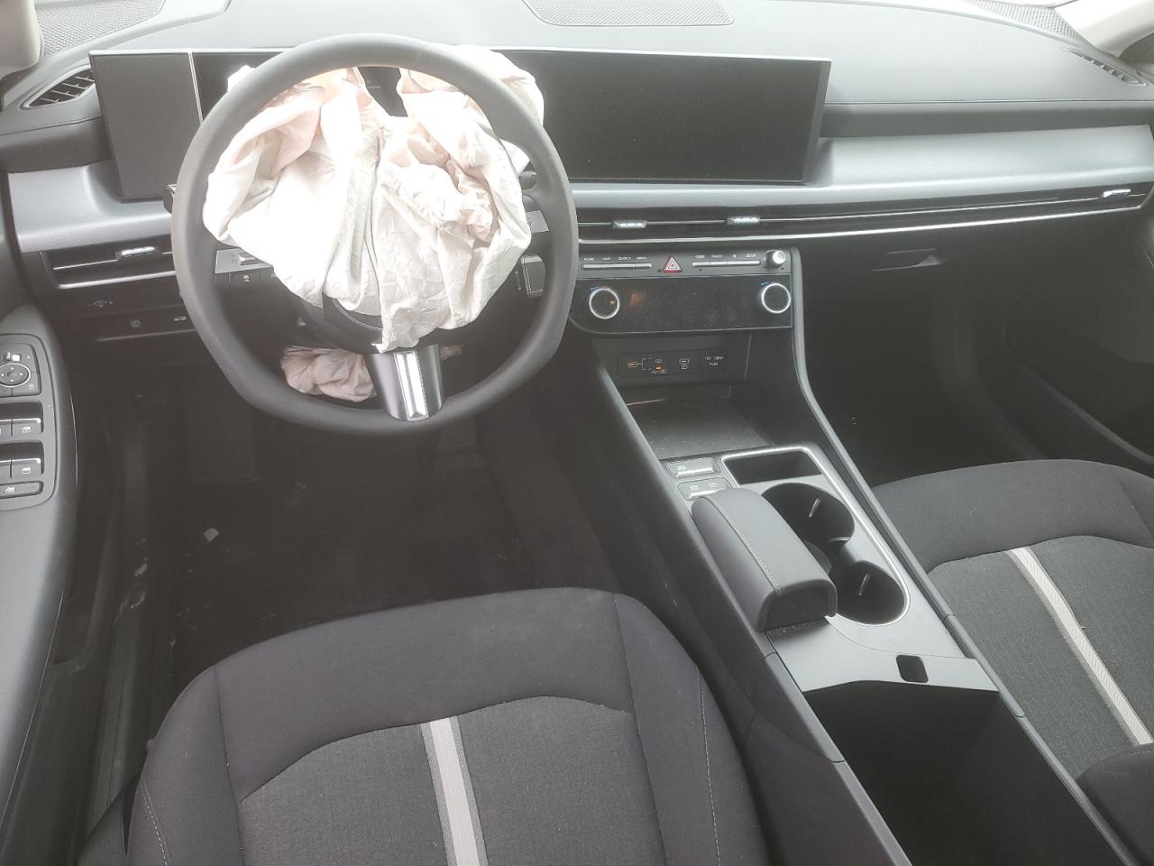 2024 Hyundai Sonata - Image 8