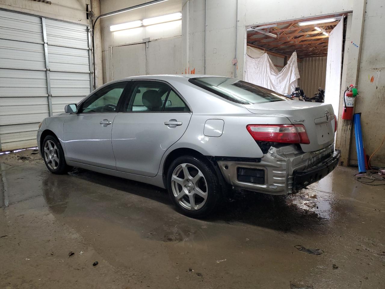 2009 Toyota Camry - Image 2