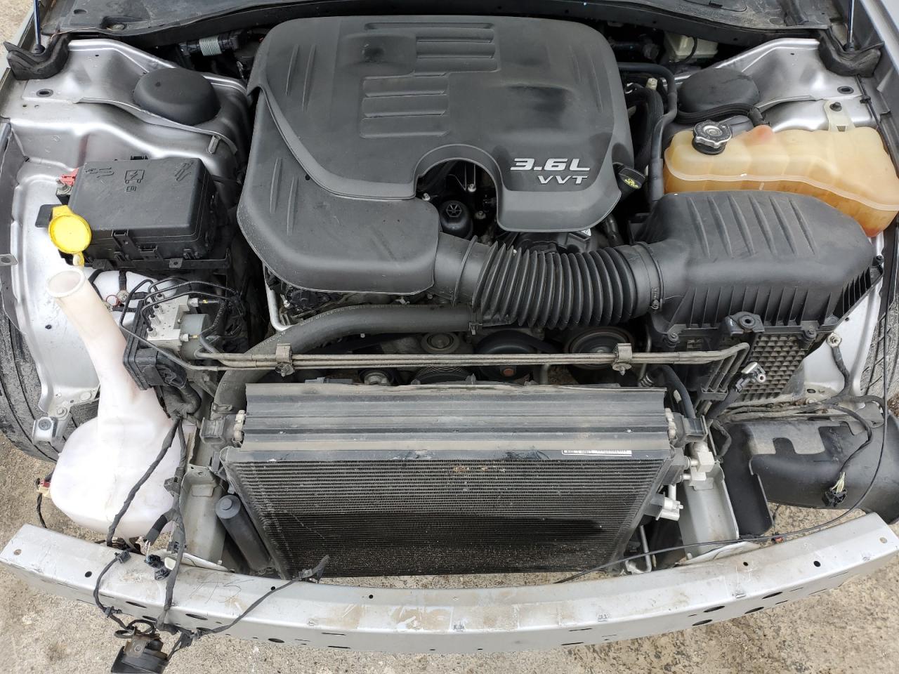 2016 Dodge Charger - Image 11