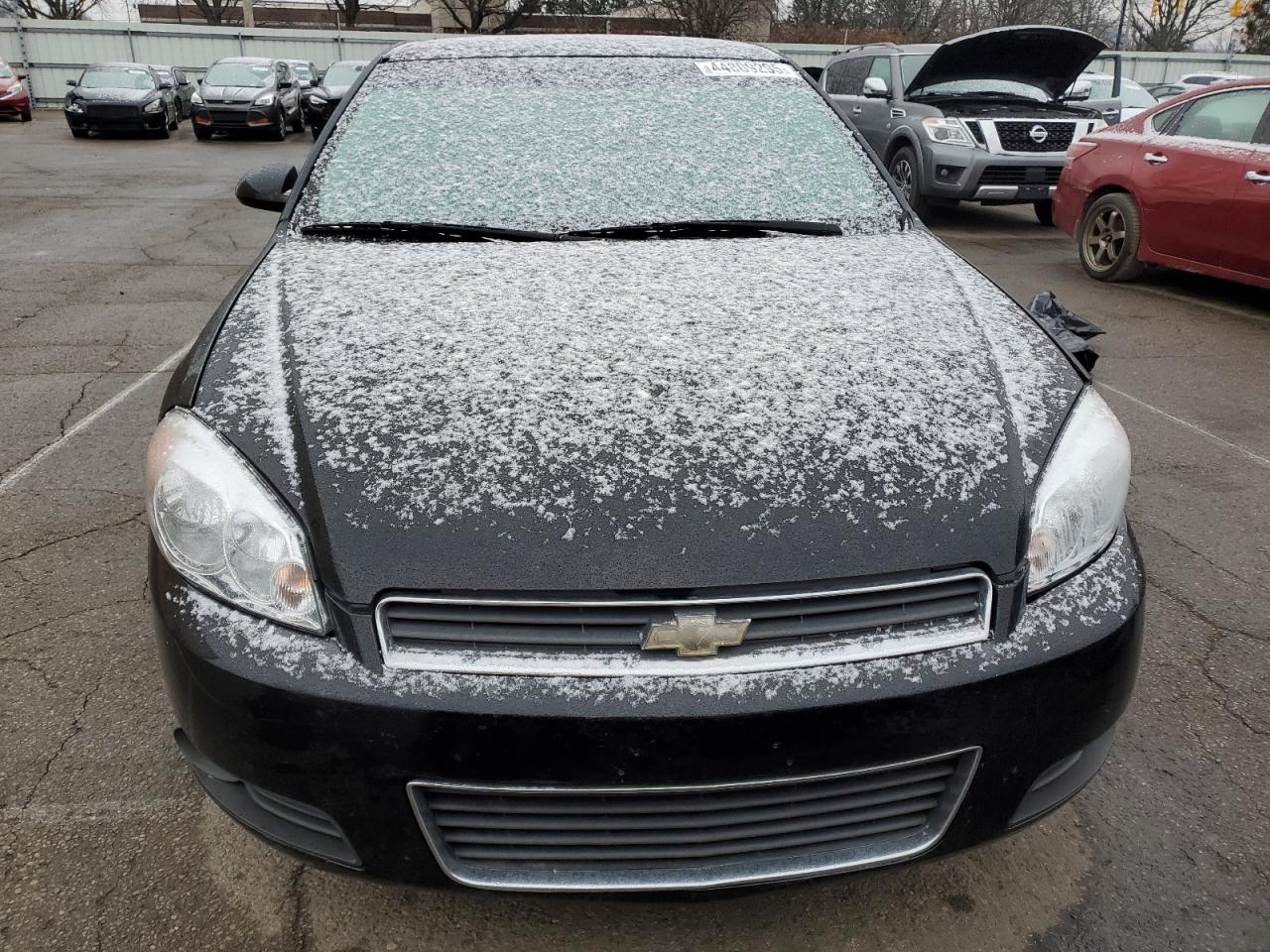 2011 Chevrolet Impala - Image 5