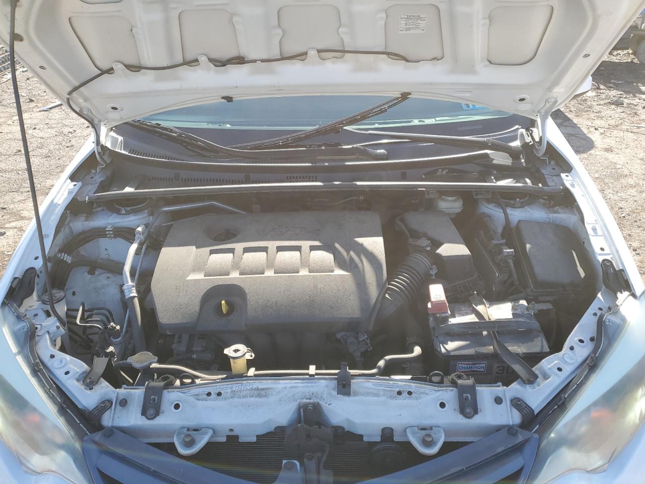 2015 Toyota Corolla - Image 11