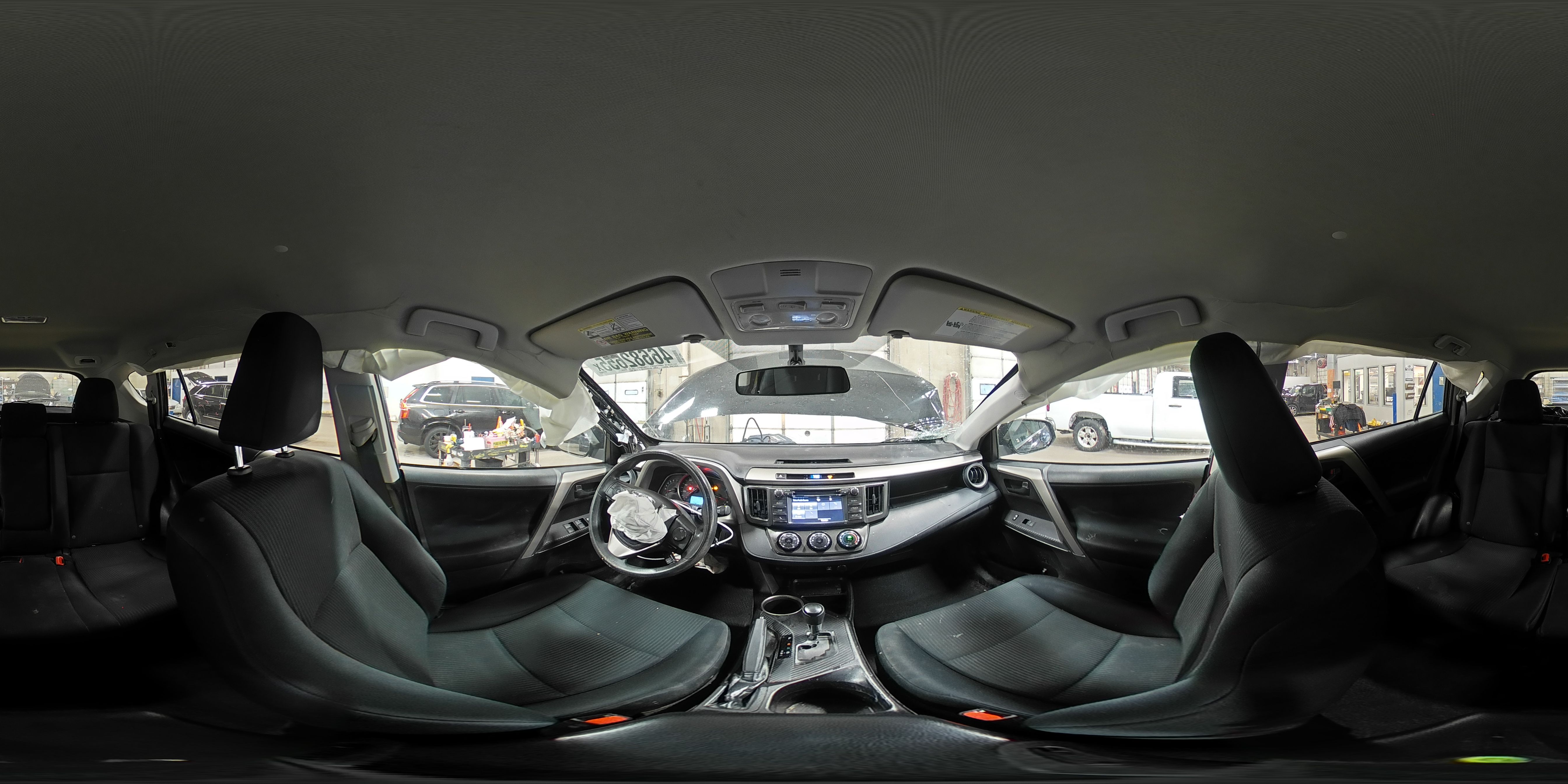 2015 Toyota RAV 4 - Image 14