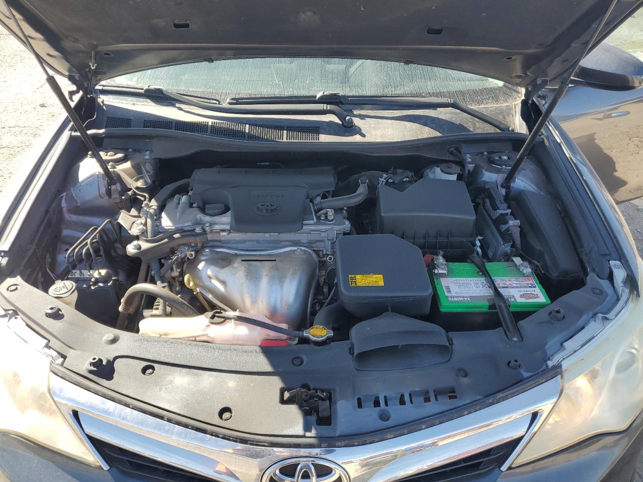 2014 Toyota Camry - Image 11