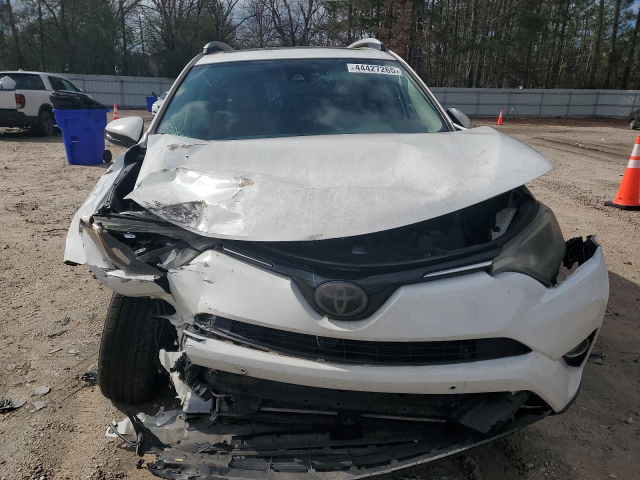 2016 Toyota RAV 4 - Image 5