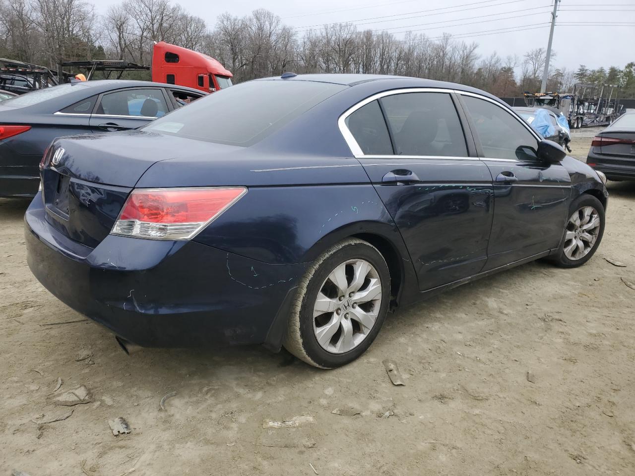 2010 Honda Accord - Image 3