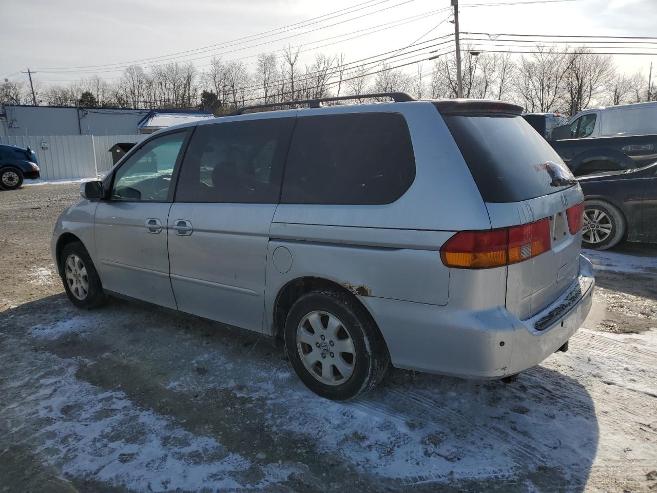 2004 Honda Odyssey - Image 2