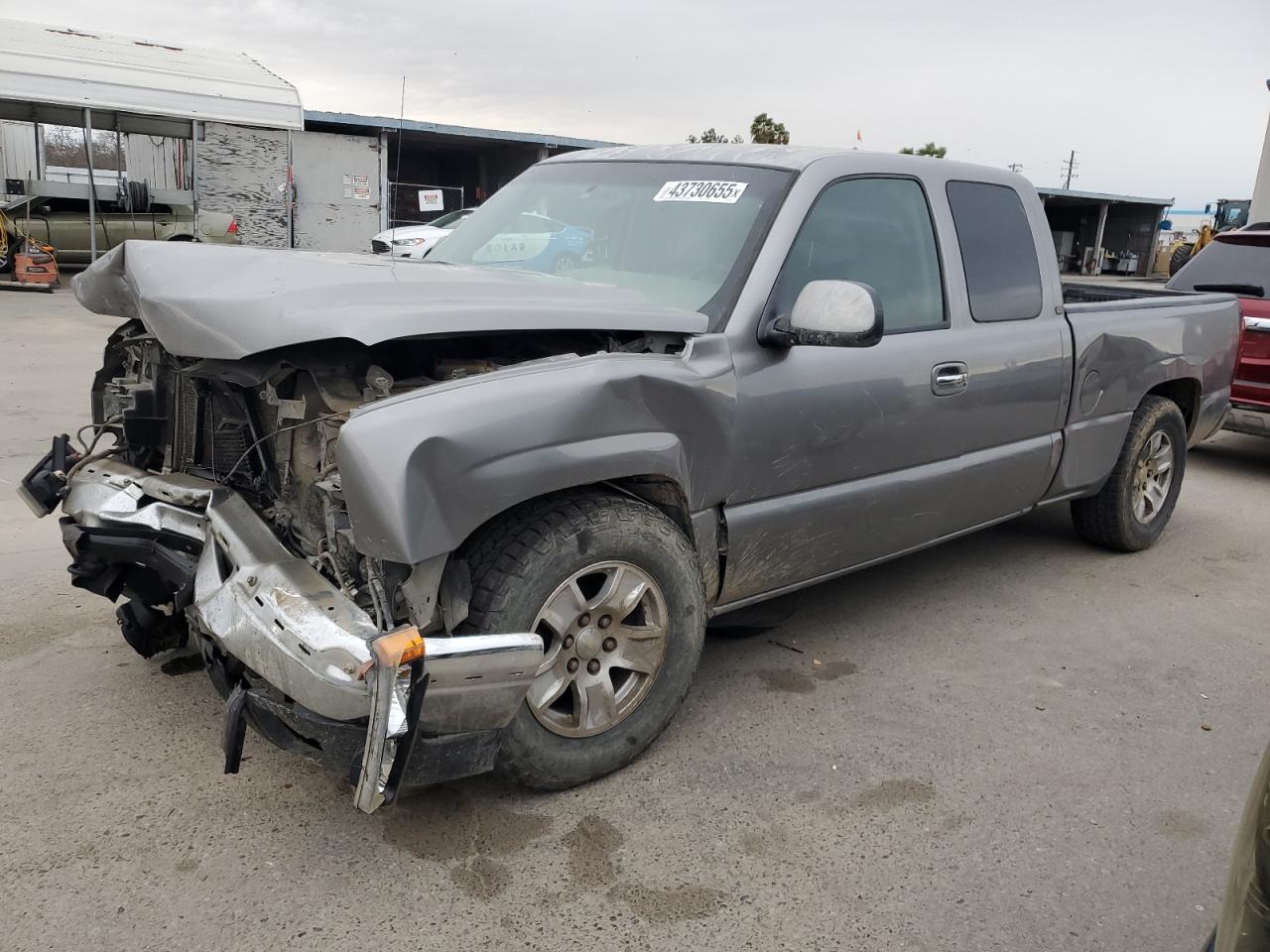 2006 Chevrolet Silverado - Image 1