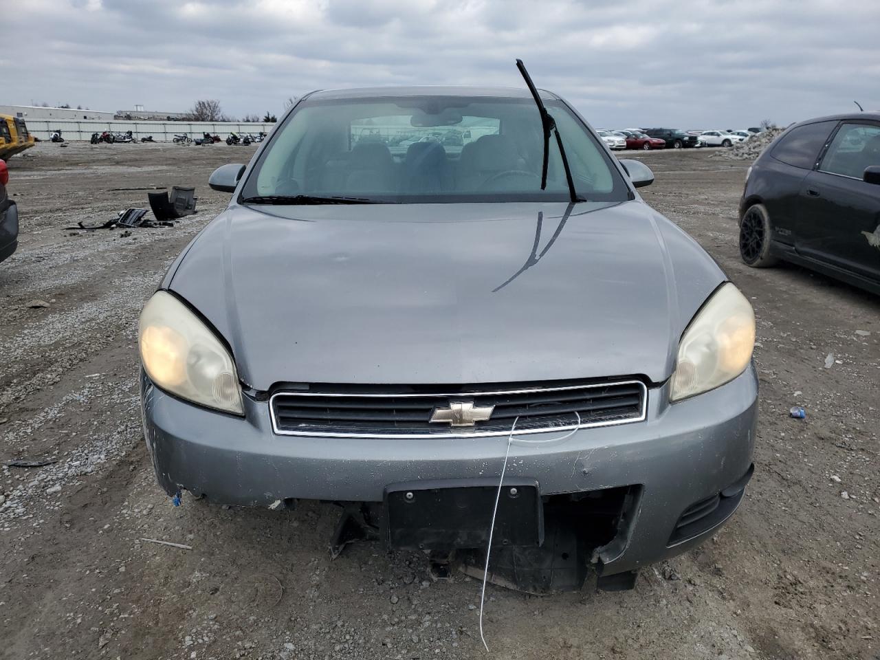 2006 Chevrolet Impala - Image 5