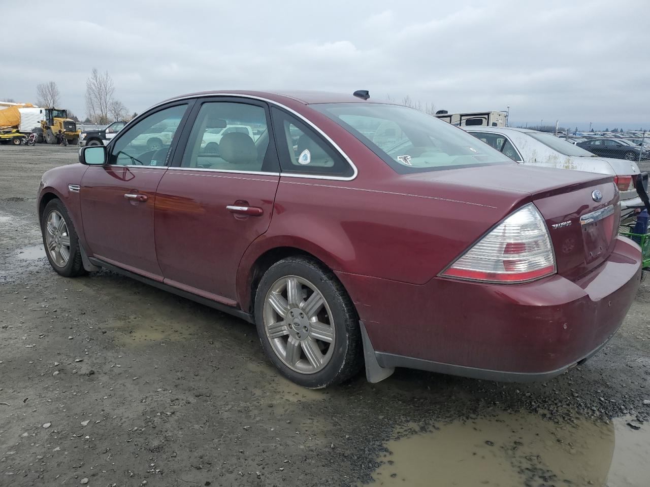 2008 Ford Taurus - Image 2