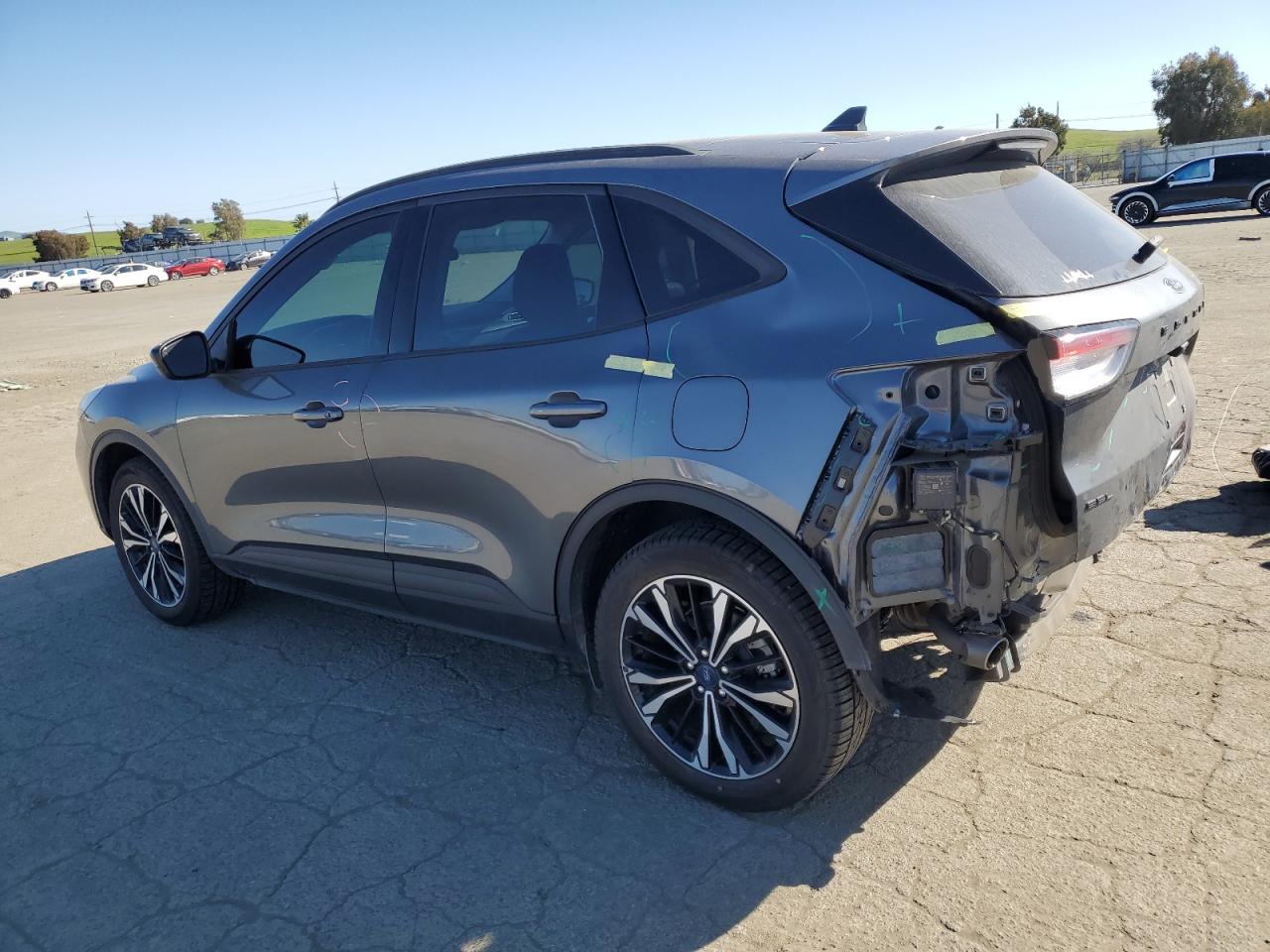 1FMCU9H90NUB33927 FORD ESCAPE 2022