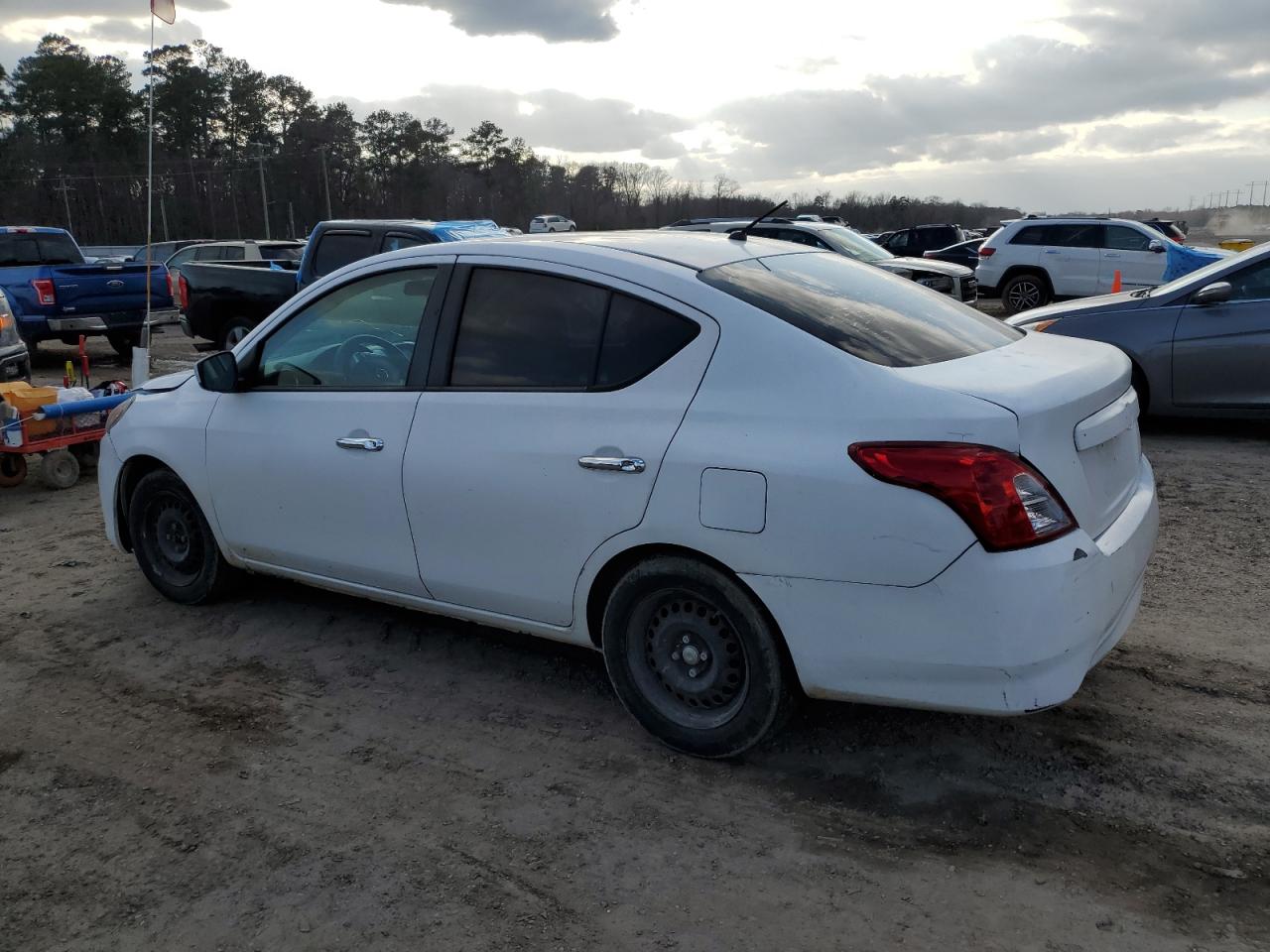 2017 Nissan Versa - Image 2