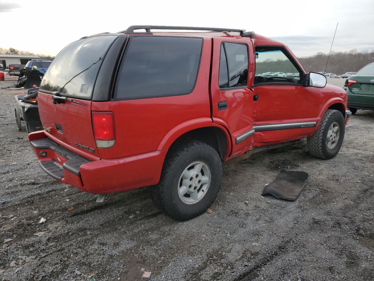 2000 Chevrolet Blazer - Image 3